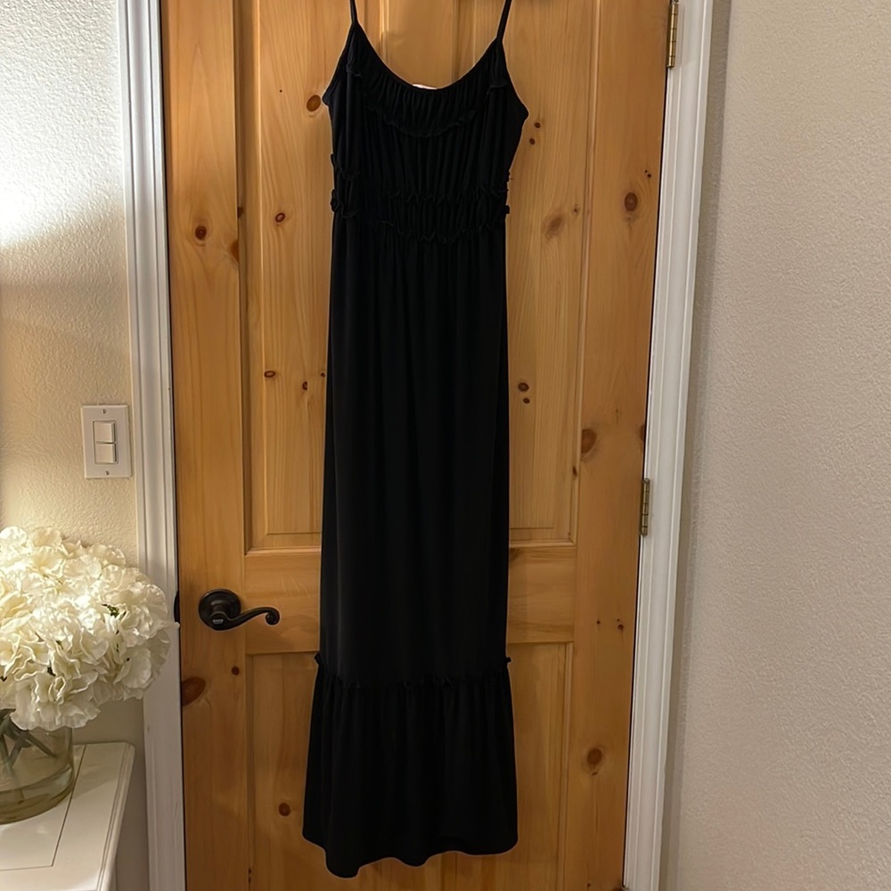 BLACK MAXI DRESS
